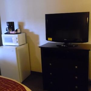 Deluxe Queen Room Two Queen Beds Non-Smoking